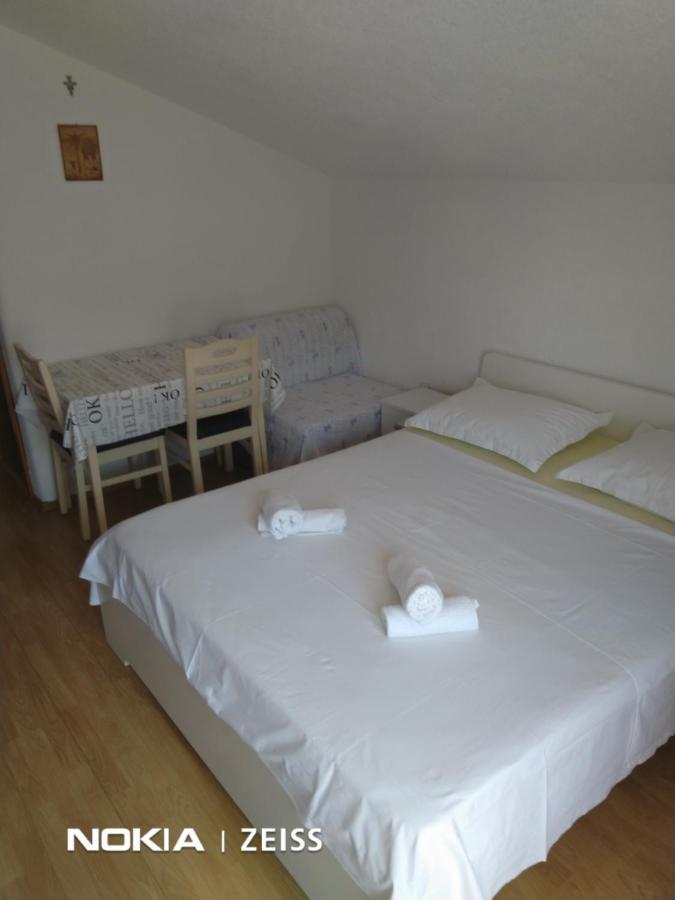 Apartments Mihovil Omiš Exterior foto